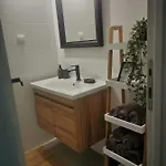 Mini House Mara *