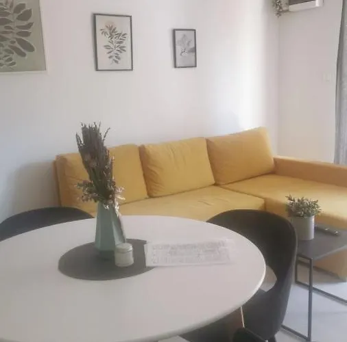 Mini House Mara Rovanjska